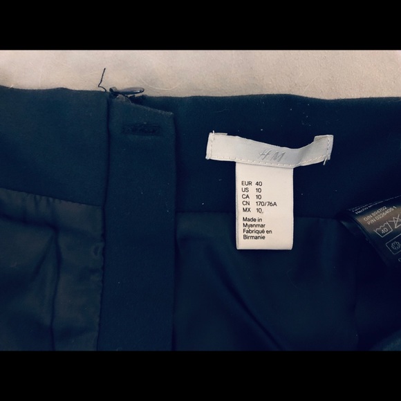 WORK SKIRT : NAVY BLUE PENCIL SKIRT from H&M - Picture 3 of 4